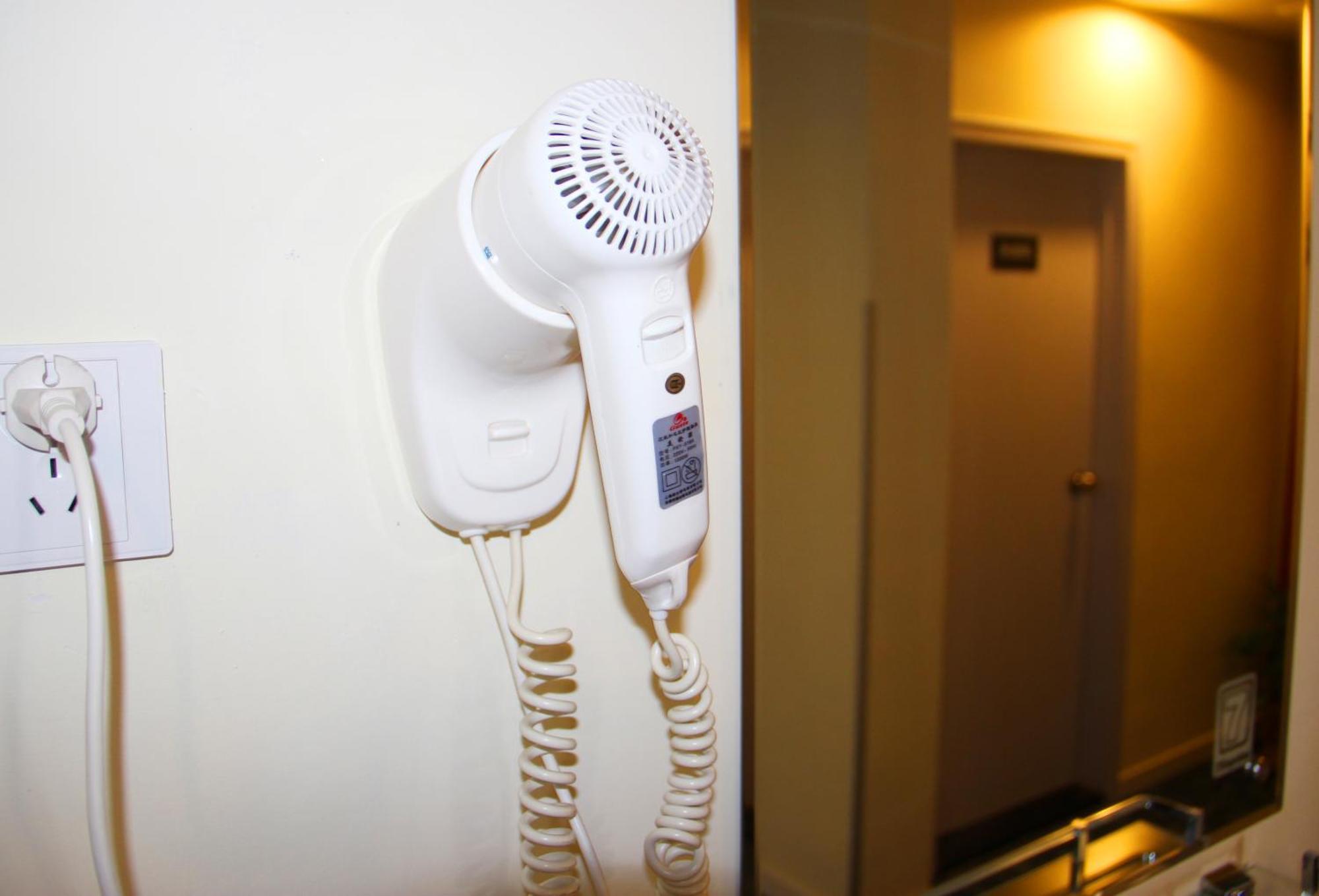Iu Hotel Guangzhou Jingxi Nanfang Hospital Station מראה חיצוני תמונה