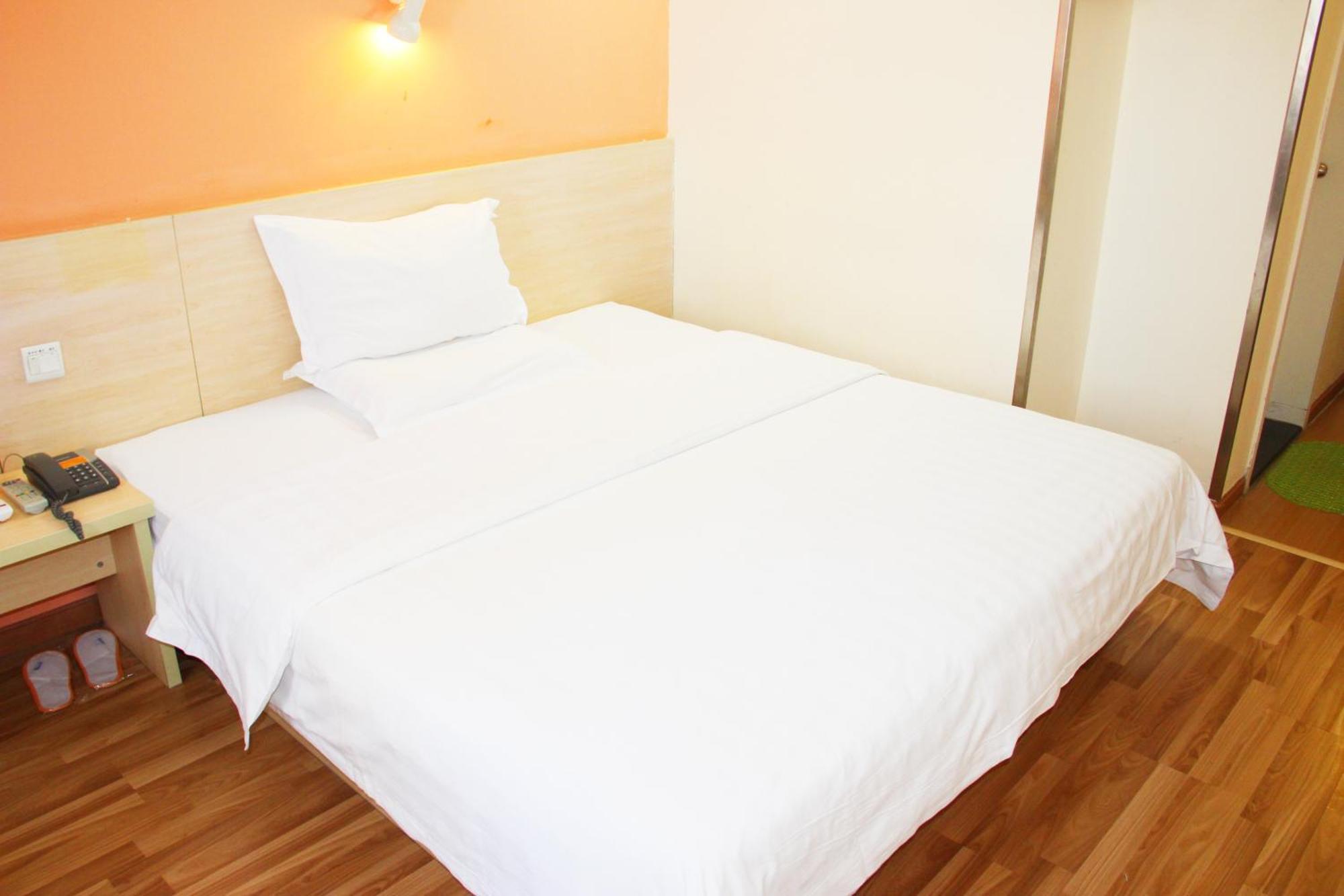 Iu Hotel Guangzhou Jingxi Nanfang Hospital Station מראה חיצוני תמונה